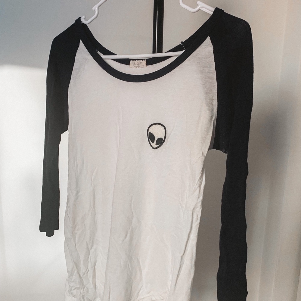Brandy Melville navy alien baseball tee